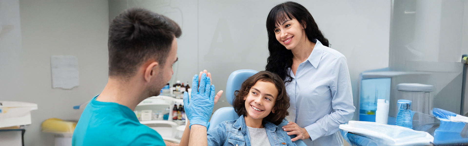What Happens During a Child’s First Dental Checkup?